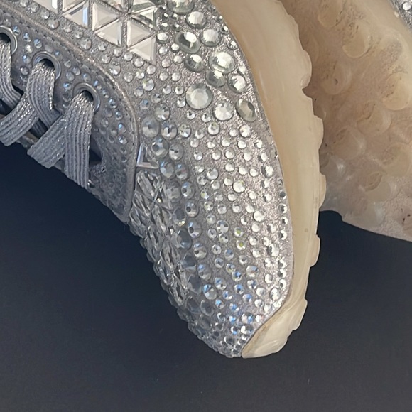 Sparkling Carrissa Sneakers Size US 9M - Picture 11 of 17
